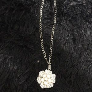 Flower necklace